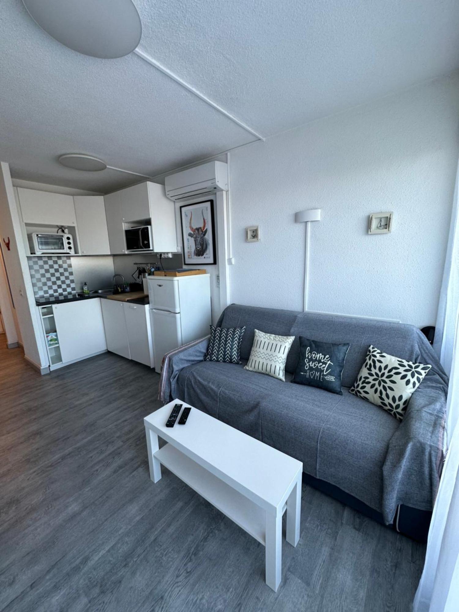 Studio Vue Port, Parking Prive, Terrasse, Clim 勒格罗-迪鲁瓦 外观 照片