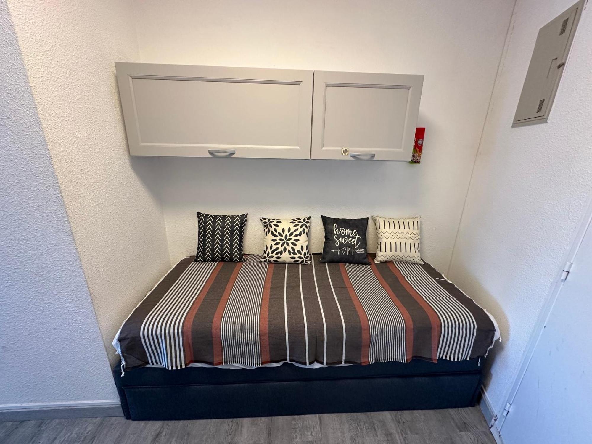 Studio Vue Port, Parking Prive, Terrasse, Clim 勒格罗-迪鲁瓦 外观 照片